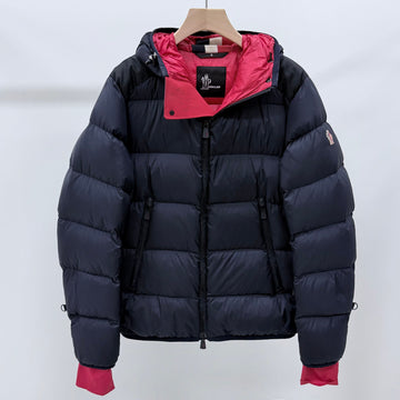 MONCLER Grönoble Hintertux Daunenjacke in Dunkelblau 160437381 [P]