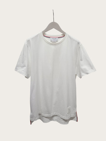 THOM BROWNE ホワイト ストライプ ミディアム ウェイト ジャージー サイド スリット 半袖 Tシャツ 160627123 [P]