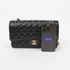 CHANEL Klassische Medium Caviar Flap Bag Schwarz mit Goldbeschlägen 160410311 [P]