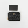 MIU MIU Matelassé Kompakt-Leder Damen Geldbörse Schwarz 159081754 [P]
