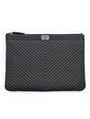 CHANEL ボーイ クラッチ ミディアム ブラック 24番台 160675999 [P]
