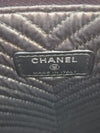 CHANEL ボーイ クラッチ ミディアム ブラック 24番台 160675999 [P]