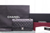 CHANEL クラシックミディアムラムスキンシルバー金具ショルダーバッグ 160736805 [P]