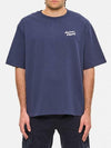 MAISON KITSUNE Übergroßes T-Shirt mit Handwriting-Stickerei OM00123KJ0119 P476 141545570 [P]