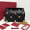 VALENTINO Romantische Ketten-Schultertasche Schwarz 160794703 [P]