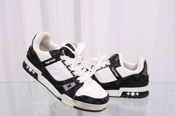 LOUIS VUITTON Trainer Sneakers 1A9JG9 160852462 [P]