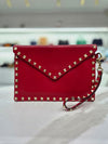 VALENTINO レザー ロックスタッズ エンベロープ ストラップ クラッチ UW2POP87BOL 161010341 [P]