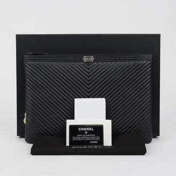CHANEL Chevron große Clutch A84407 159751635 [P]