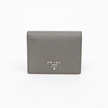 Prada Metal Logo Bifold Wallet 1MV204 161408291 [P]