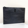 SAINT LAURENT Clutch aus Leder mit schwarzem Logo (534680) 162154375 [P]