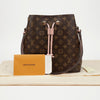 LOUIS VUITTON Monogramm Canvas Bucket Bag in Rose Powder 160367924 [P]