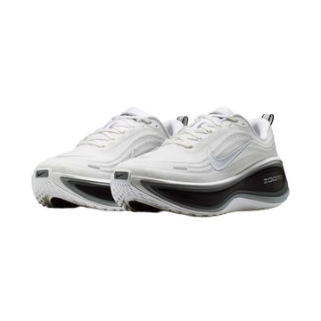 NIKE [店舗版] ボメロ プラス ホワイト ブラック II7181-102 158577765 [P]