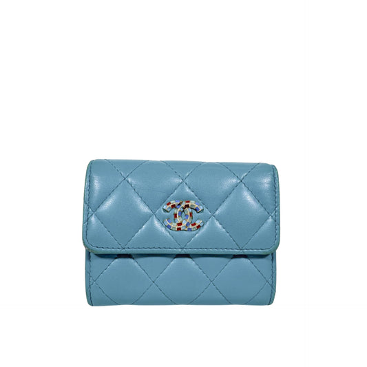 CHANEL Chevron Lambskin Rhinestone CC Logo Zip Compact Card Wallet 157966395 [P]