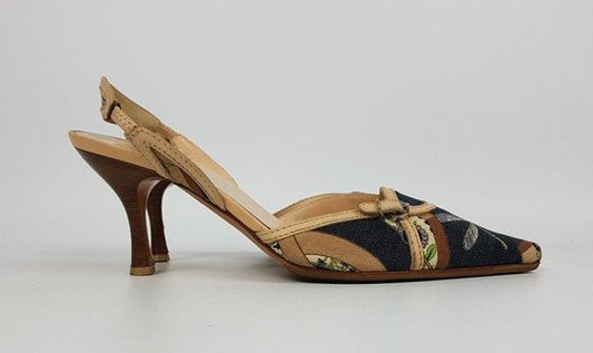 Salvatore Ferragamo Women's Sandals 24449052