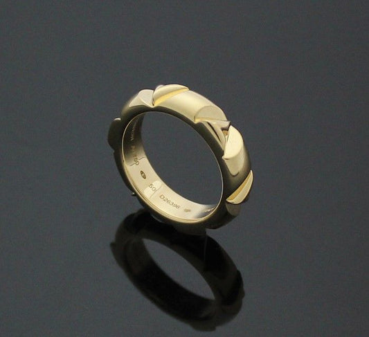 Louis Vuitton Yellow Gold LV Bolt Ring 50 28257646