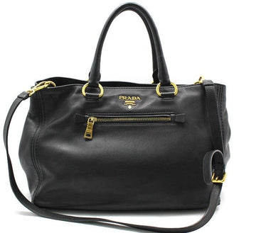 PRADA Black Soft Calf Leather Schultertasche mit goldenen Akzenten 2103 28257341
