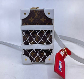 Louis Vuitton Soft Trunk Phone Box NBA Crossbody M80102 29829778