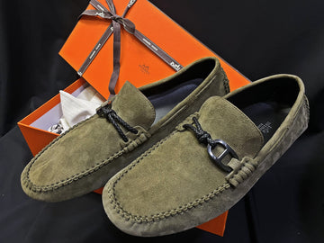 HERMES ドライビングシューズ カーキ 7794621046 40829379