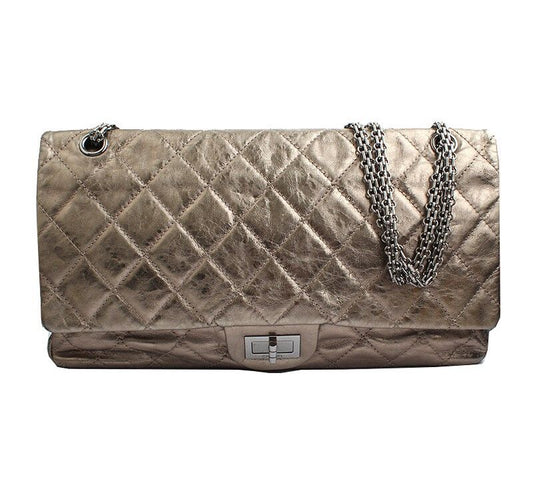 CHANEL メタリックゴールドヴィンテージ2.55ジャイアントショルダーバッグ 11番台 40156024