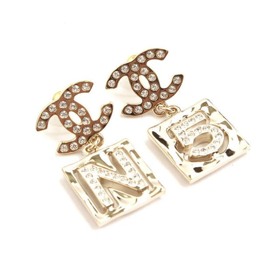 CHANEL Champagnergold N.5 Goldene Quadratische Ohrringe 29934832