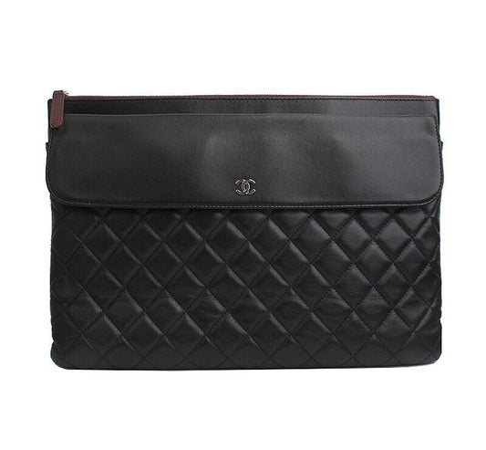 CHANEL フラップ シルバー ブラック ラムスキン クラッチ 24番台 42262059