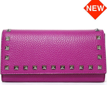 VALENTINO ロックスタッド フラップ 長財布 30481359
