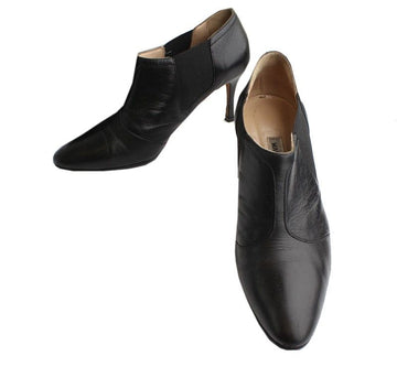 Manolo Blahnik Black Banded Ankle Bootie 38 26810924