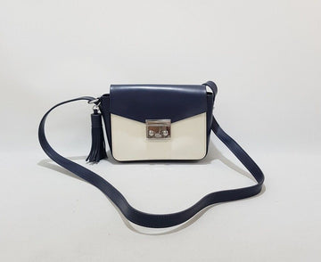 LACOSTE レザー クロスバック 32000834