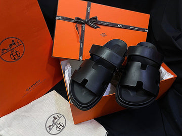 HERMES Schwarze Chiffer-Sandalen 6612088536 30701895