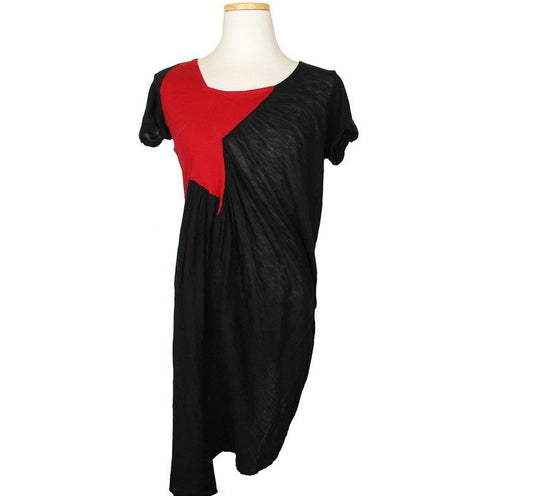 ISSEY MIYAKE Schwarzes & rotes Colorblock-Raffung Unbalanced Oberteil 2 26806976