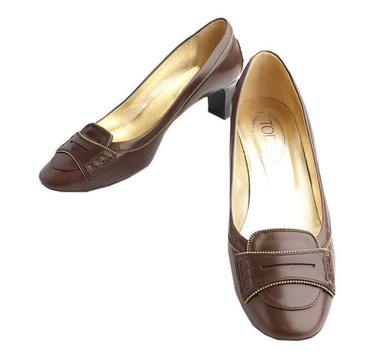 TODS Schwarze Leder Pump mit goldenen Nieten 39 26810762