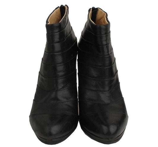 Christian Louboutin Black Boot Heels 38 26810976