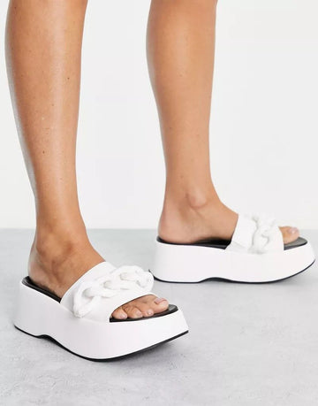 Bershka White Slider Sandals with Chain Detail and Flat Platform Sole 203179021 47101896