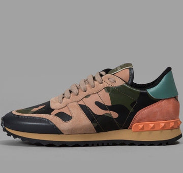 VALENTINO ロックスタッド スニーカー 30482092