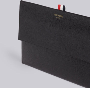 THOM BROWNE トムブラウン FAC061A フラップポリオクラッチ 30480292