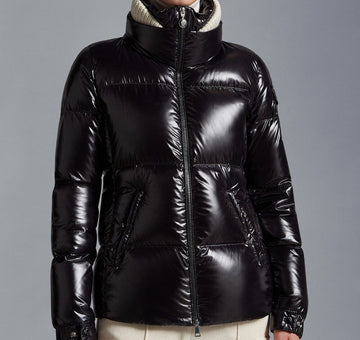 Moncler VISTULE Short Down Jacket 60137297