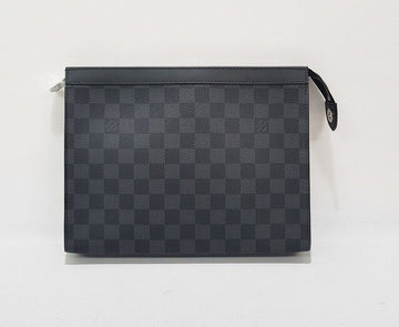 LOUIS VUITTON Pochette Voyage MM Damier Clutchbag 67466815