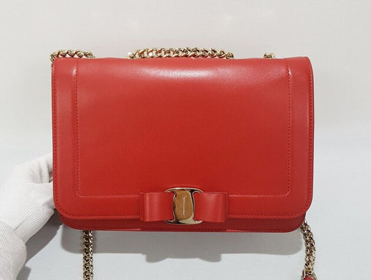 Salvatore Ferragamo Ferragamo Barabow Flap Chain Shoulder Bag A+ 71504384