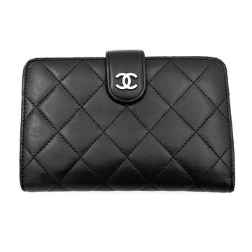 CHANEL ラムスキン二つ折り財布 3012401105 72078703