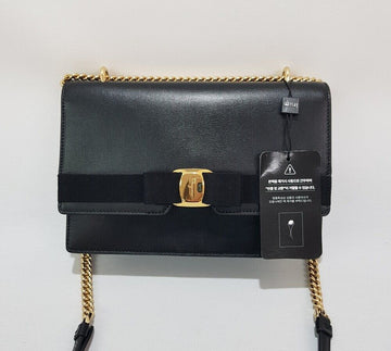 SALVATORE FERRAGAMO Neue Bara Ketten-Crossbody-Tasche 78153240