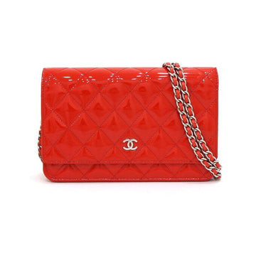 CHANEL A33814 Red Patent WOC Chain Crossbody Bag 19CM x 12CM x 4CM 152893856