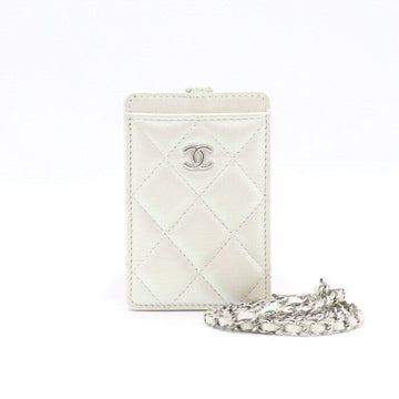 CHANEL Perlenweißer Coco Chain Kartenhalter Geldbörse AA41080 152895203