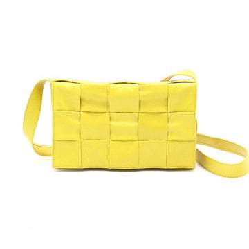BOTTEGA VENETA イントレチャートカセットショルダーバッグ/クロスボディバッグ 667298 152893446