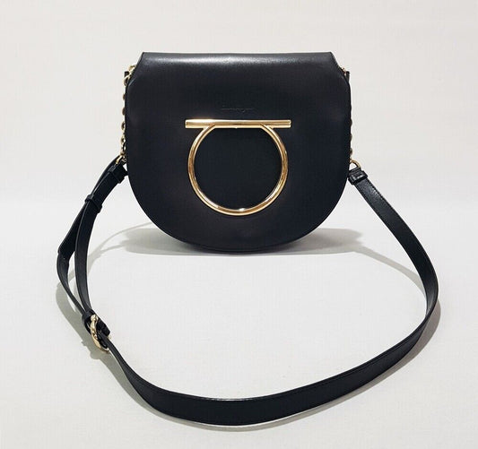SALVATORE FERRAGAMO ガンチーニフラップバッグミディアム 120344942