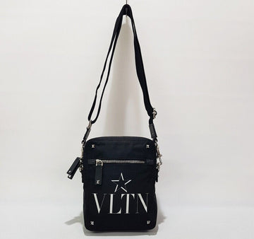 VALENTINO Sternen-Druck Crossbody Bag 120932660