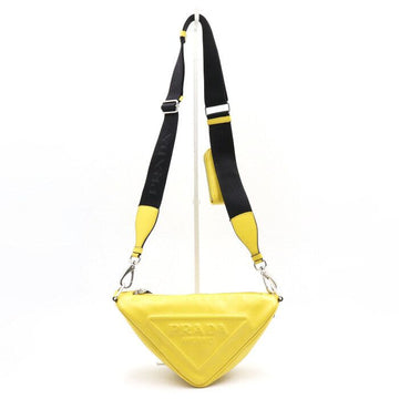PRADA Eckige Schultertasche aus gelbem Leder mit Dreieckslogo 1BH190 152892479