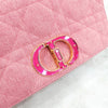DIOR カロ ショルダーバッグ ミディアム デニム ブライトピンク M9242WTJF 5265 163156207 [P]