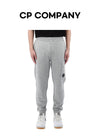 CP COMPANY 26SS Cargo-Jogginghose mit Lens-Patch RCCMSP717A M94 155703511 [P]