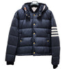 THOM BROWNE Diagonal Armband 4-Streifen Matte Nylon Gans Daunen Bomberjacke Marineblau (MJD061X 05411 415) 142765455 [P]