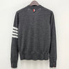 THOM BROWNE Damen Cardigans mit diagonaler Armspange aus Merinowolle in Mittengrau 139893157 [P]
